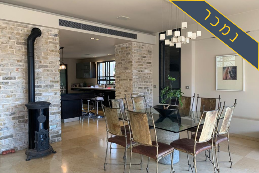 בית פרטי למכירה מרכז רעננה פינת אוכל