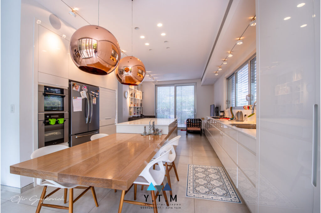 וילה למכירה - סלון מעוצב