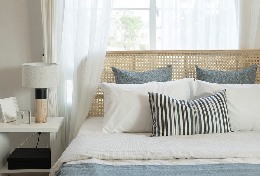 וילה למכירה באזור השרון - חדר שינה מעוצב