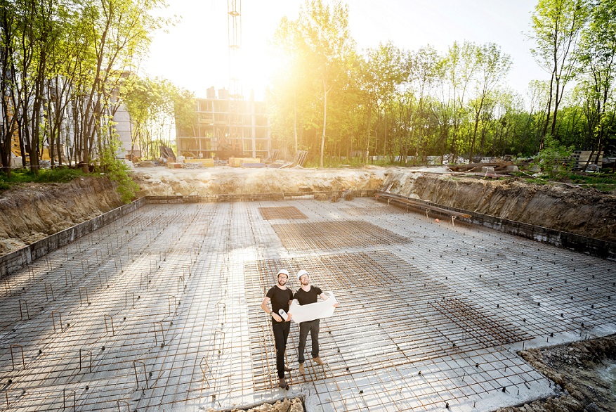 בניית יסודות במגרש לבניה עצמית במושבים