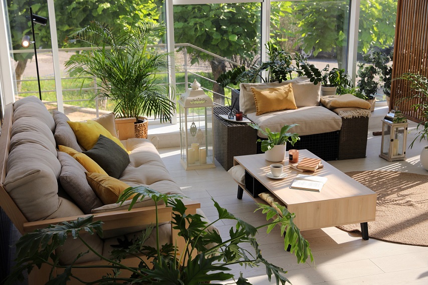 סלון בית דו משפחתי בהוד השרון