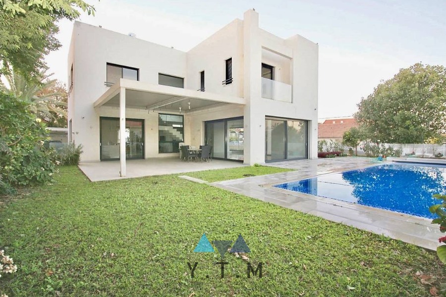 בית פרטי למכירה מרכז רעננה