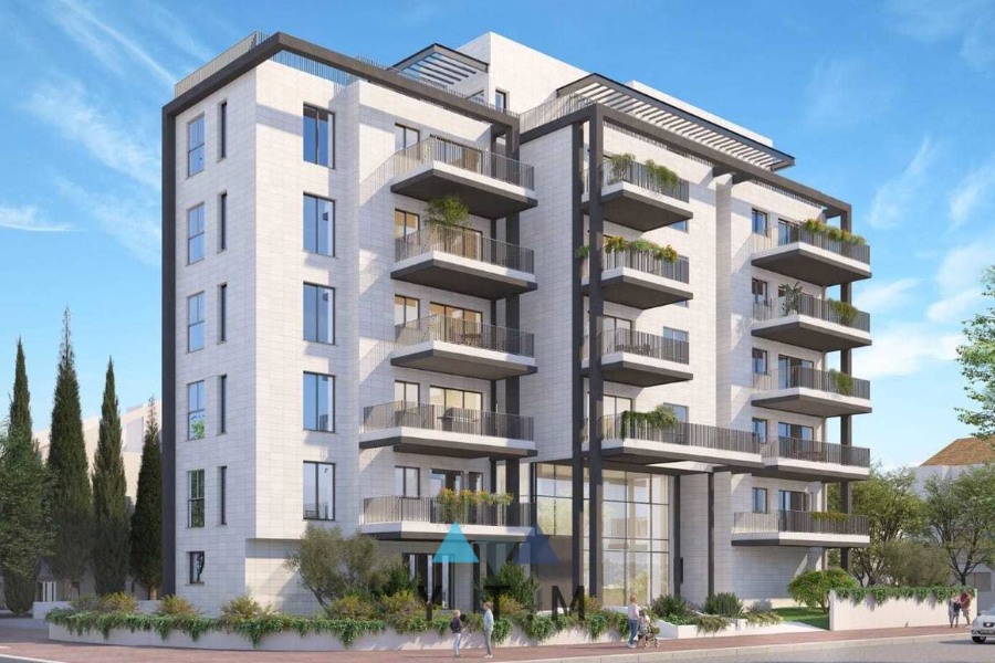 פנטהאוז במרכז רעננה