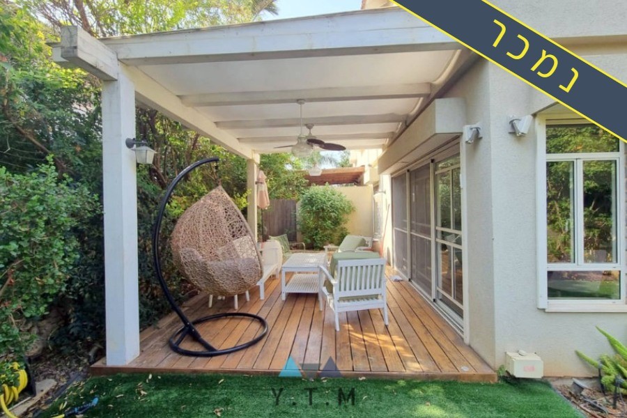 דו משפחתי למכירה ברעננה