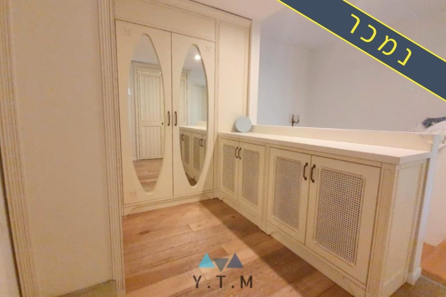 דו משפחתי למכירה ברעננה