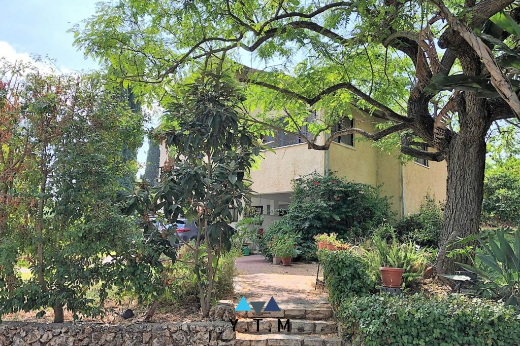 מגרש למכירה בבצרה